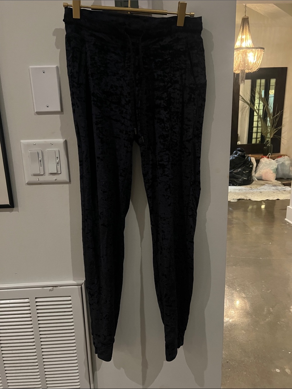 Lululemon Velvet Athletic Pant Sz 2